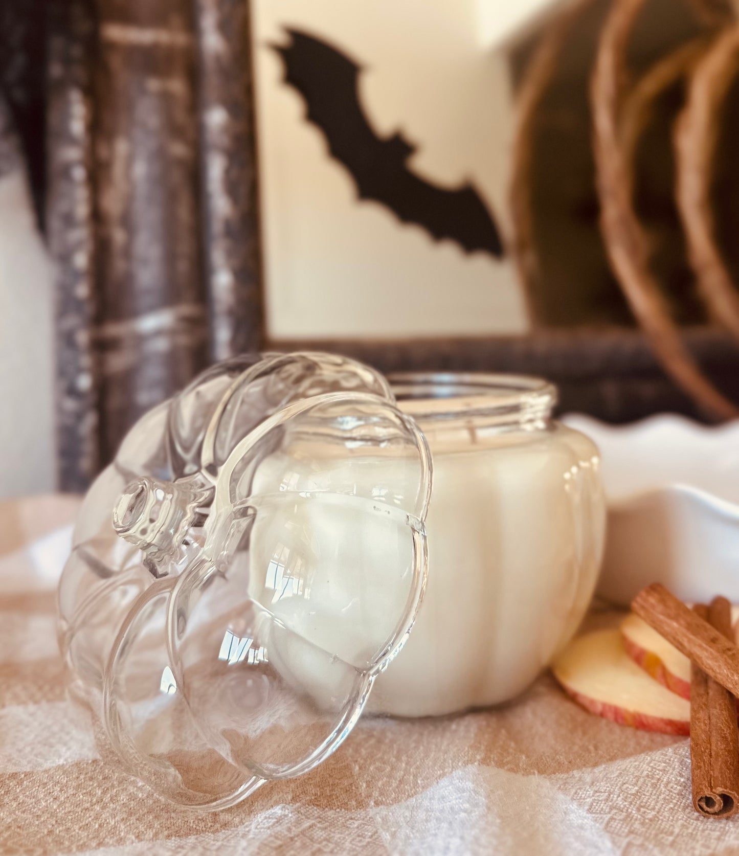 LIMITED EDITION GLASS PUMPKIN 22OZ OLD FASHIONED APPLE PIE SOY WAX CANDLE
